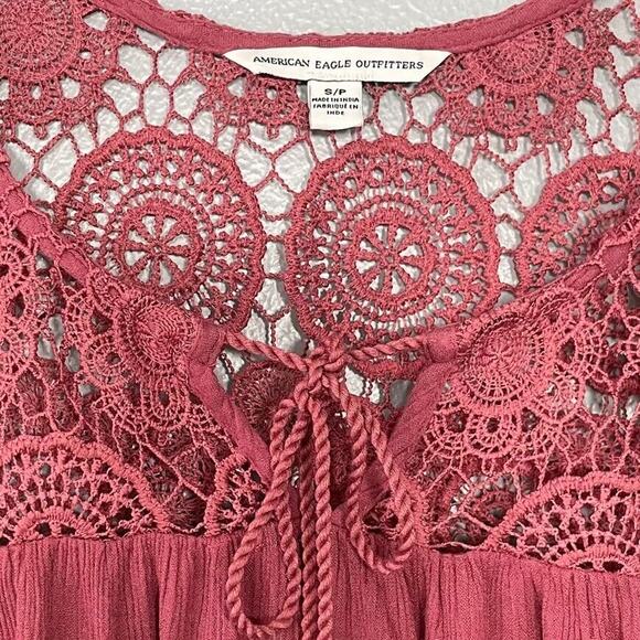 American Eagle Size Small Pink Crochet Lace Top Peasant Romantic Boho Cottage - Picture 4 of 10